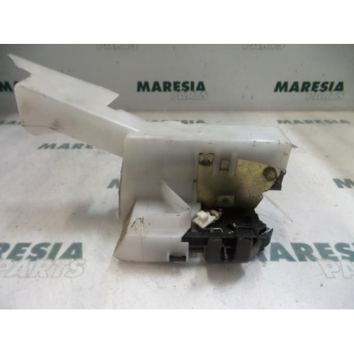 Renault - Clio - Door lock mechanism 2-door, right