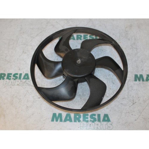 Renault - Laguna - Fan motor