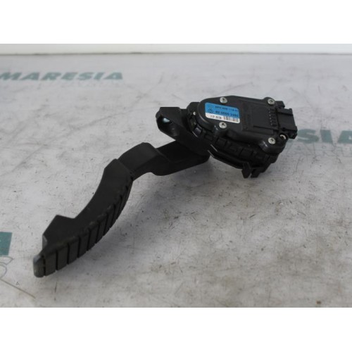 Renault - Laguna - Gaspedalposition Sensor