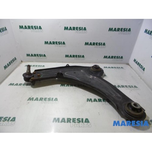 Renault - Laguna - Querlenker unten links vorne