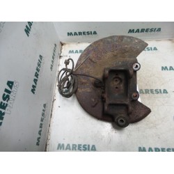 Alfa Romeo - 156 - Fusee links-achter