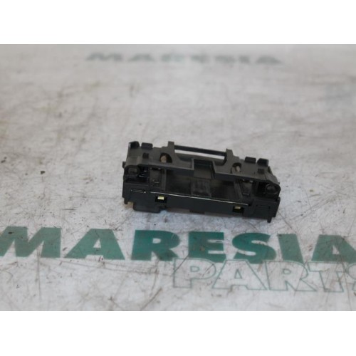 Renault - Megane Scenic - Card reader (lock)
