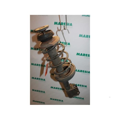 Renault - Kangoo - Front shock absorber rod, left