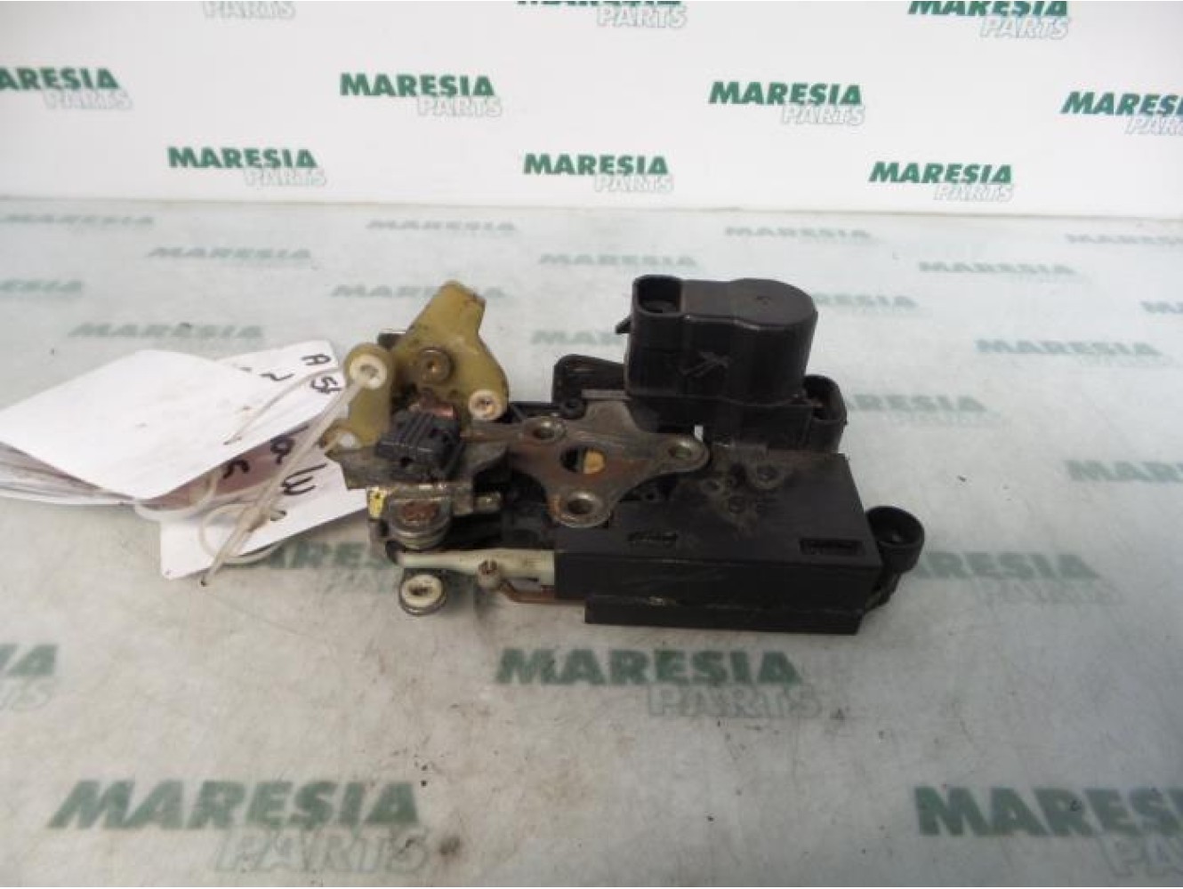Alfa Romeo - 156 - Türschlossmechanik 4-türig links vorne