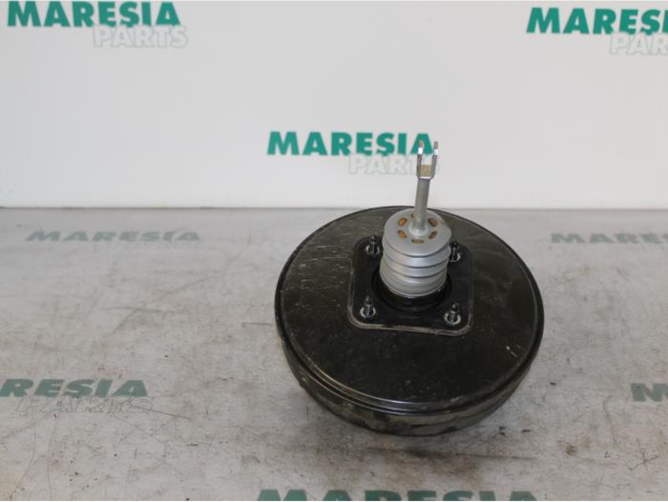 Renault - Twingo - Brake servo