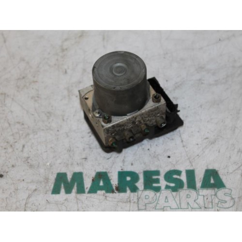 Renault - Megane - ABS pump