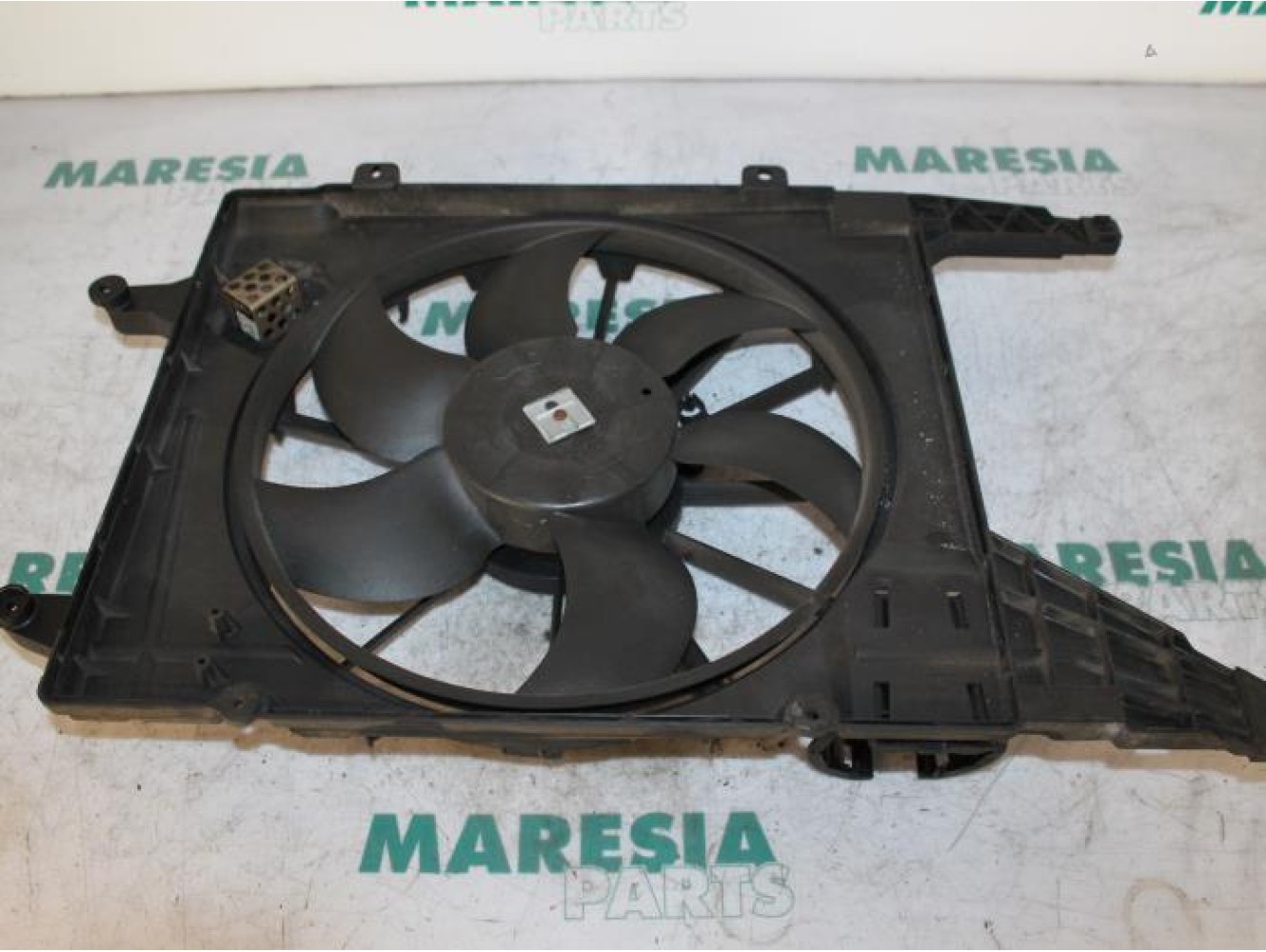 Renault - Megane Scenic - Kühlgebläse Motor