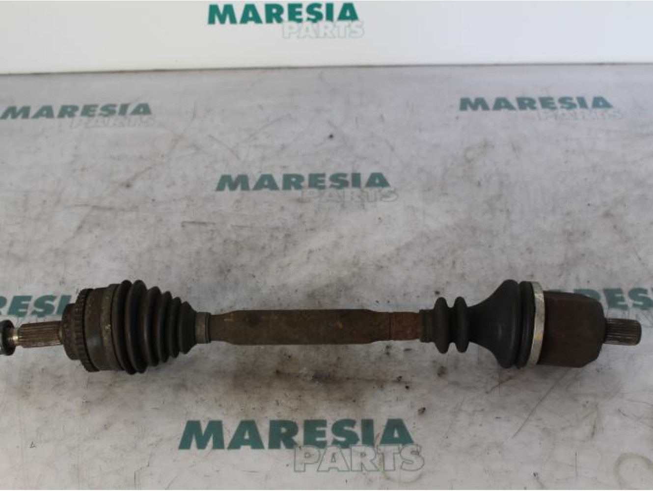 Renault - Megane Scenic - Aandrijfas links-voor