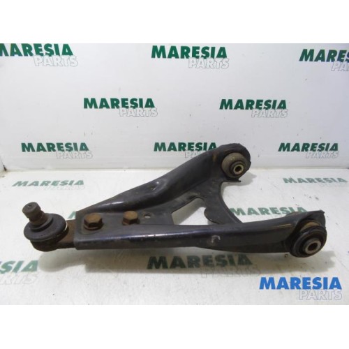 Renault - Megane Scenic - Front lower wishbone, right