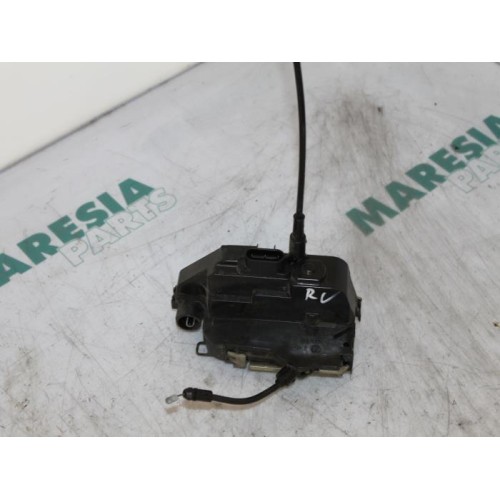 Renault - Megane - Front door lock mechanism 4-door, right