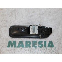 Renault - Twingo - Multi-functional window switch