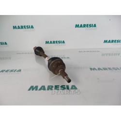 Renault - Megane Scenic - Aandrijfas links-voor