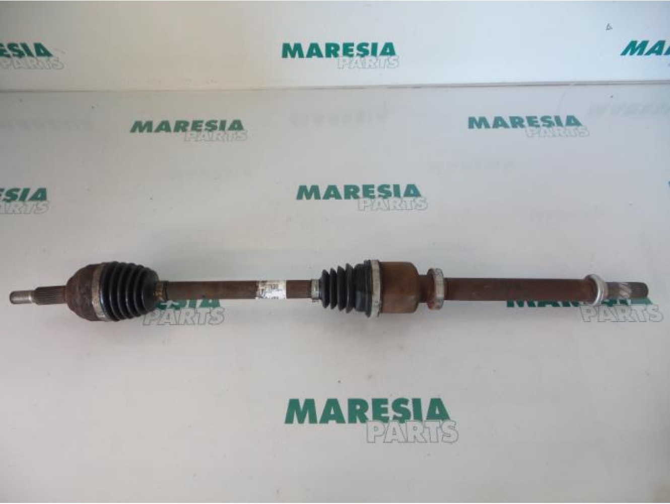 Renault - Megane Scenic - Front drive shaft, right