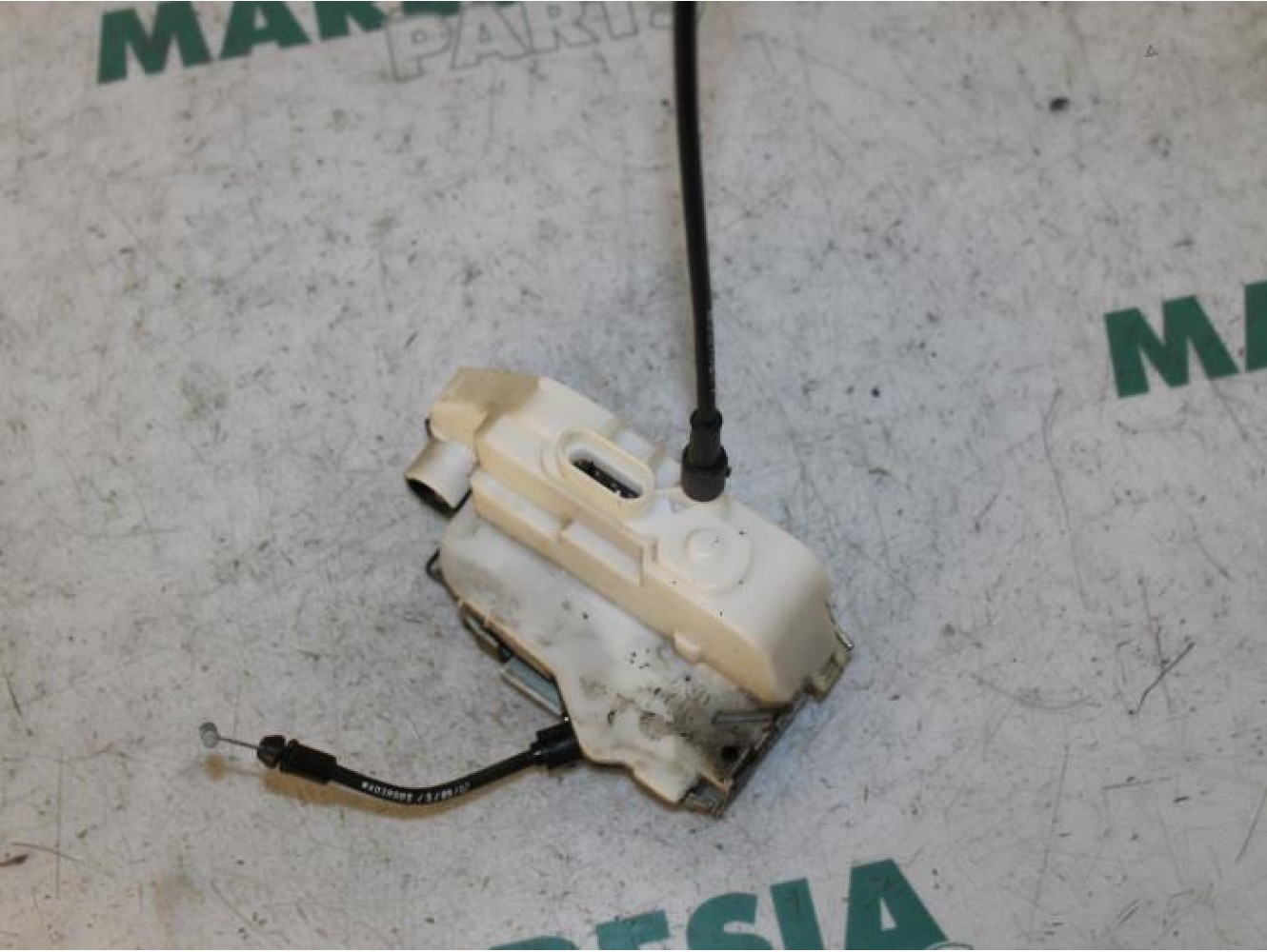 Renault - Megane Scenic - Front door lock mechanism 4-door, right