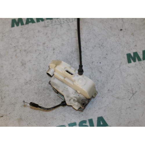 Renault - Megane Scenic - Front door lock mechanism 4-door, right