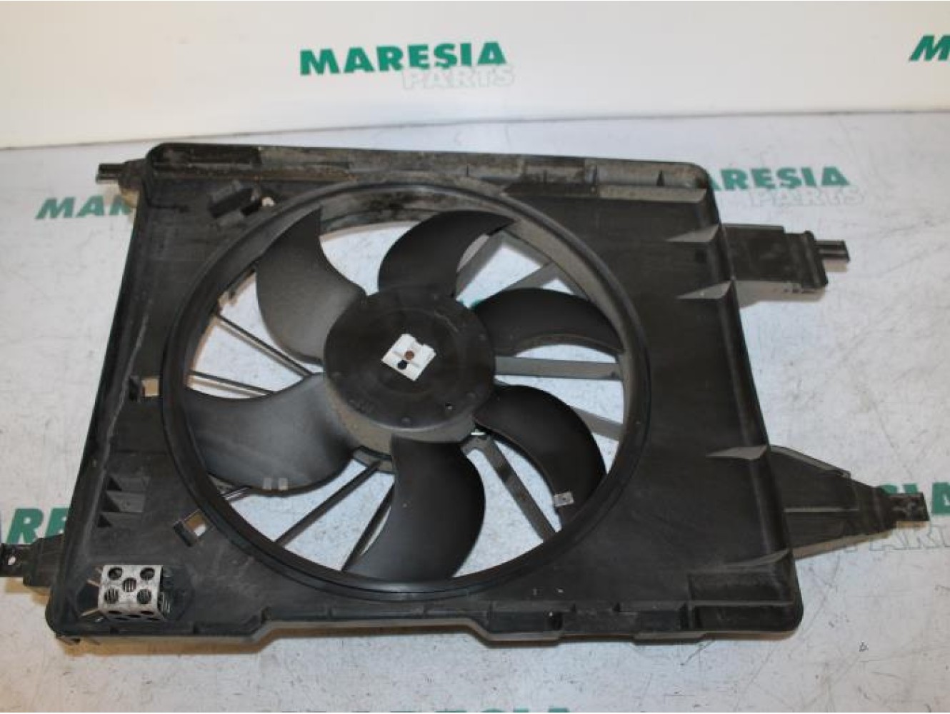 Renault - Megane Scenic - Kühlgebläse Motor