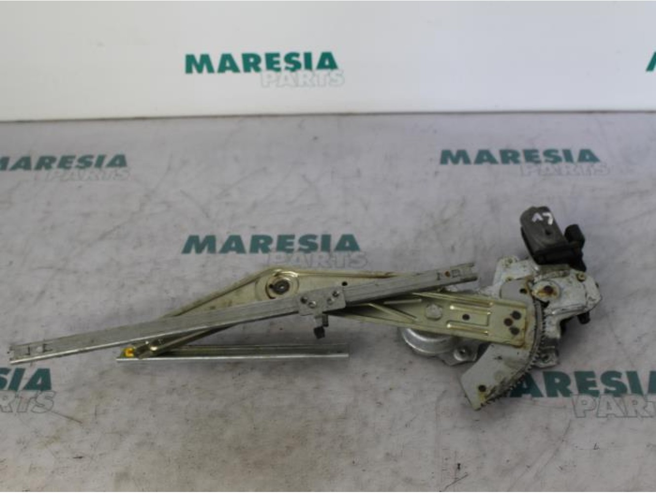 Alfa Romeo - 166 - Fenstermechanik 4-türig links vorne