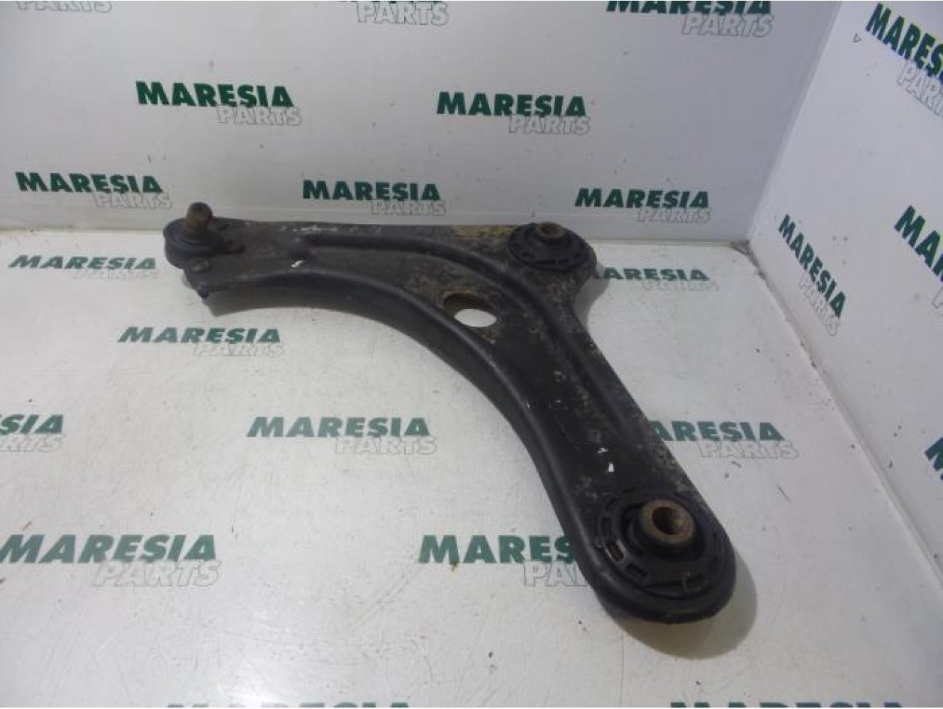 Citroen - C3 - Front lower wishbone, left