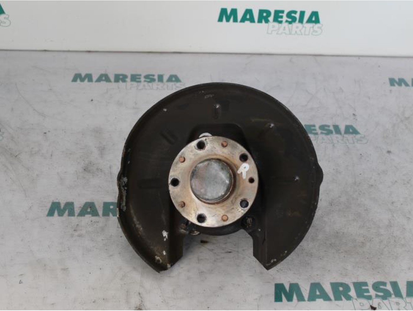 Alfa Romeo - 166 - Fusee rechts-achter