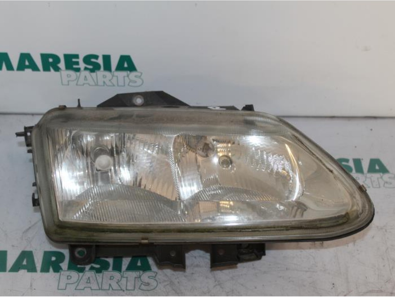 Renault - Espace - Phare droit