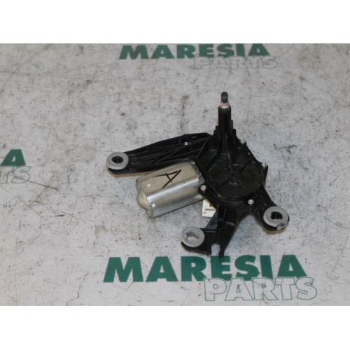 Peugeot - 206 - Scheibenwischermotor hinten