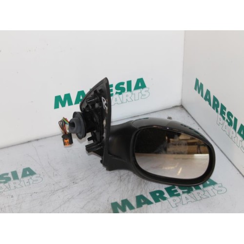 Peugeot - 206 - Wing mirror, right
