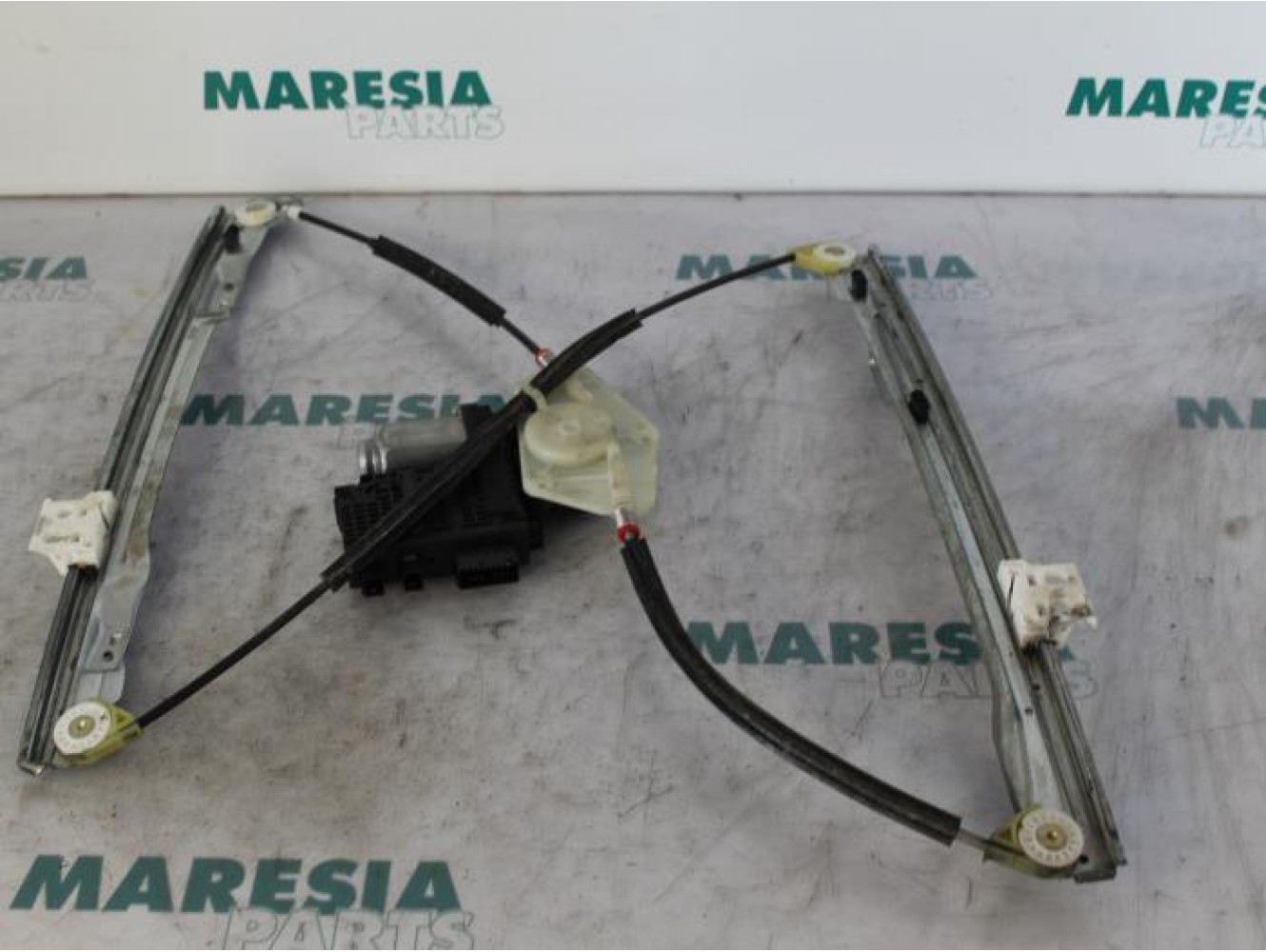 Citroen - C4 Picasso - Window mechanism 4-door, front right