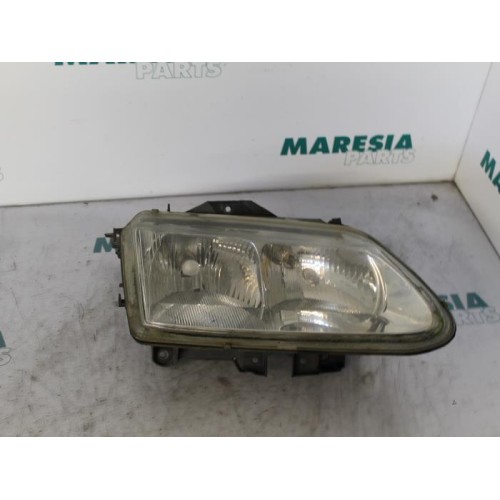Renault - Espace - Koplamp rechts