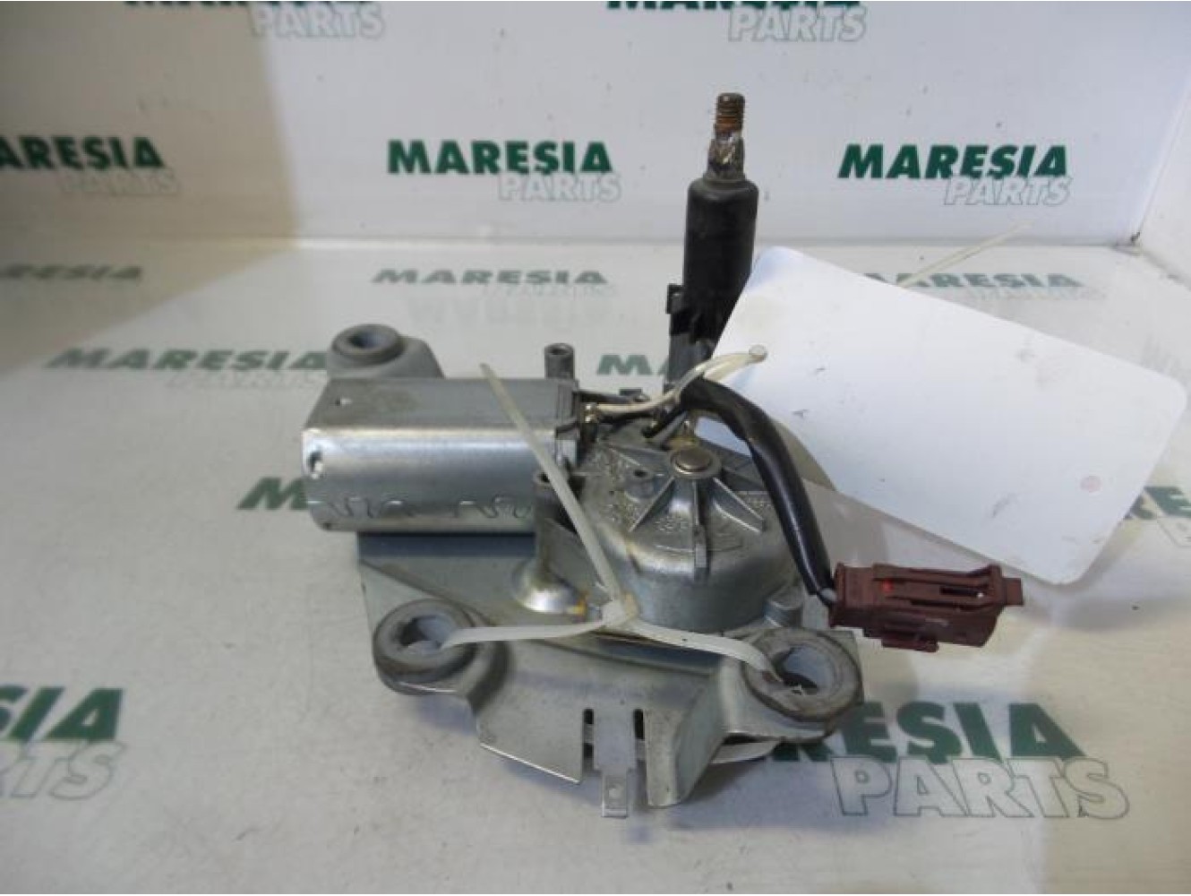 Peugeot - 206 - Ruitenwissermotor achter