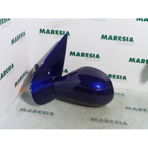Peugeot - 206 - Wing mirror, left
