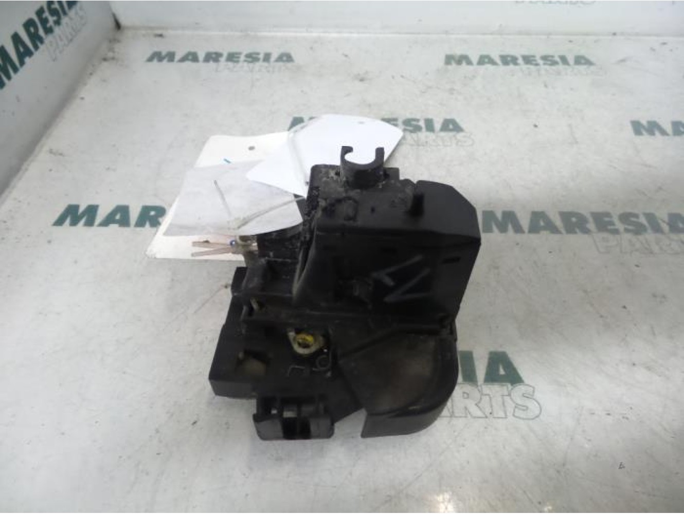 Renault - Megane Scenic - Door lock mechanism 4-door, front left