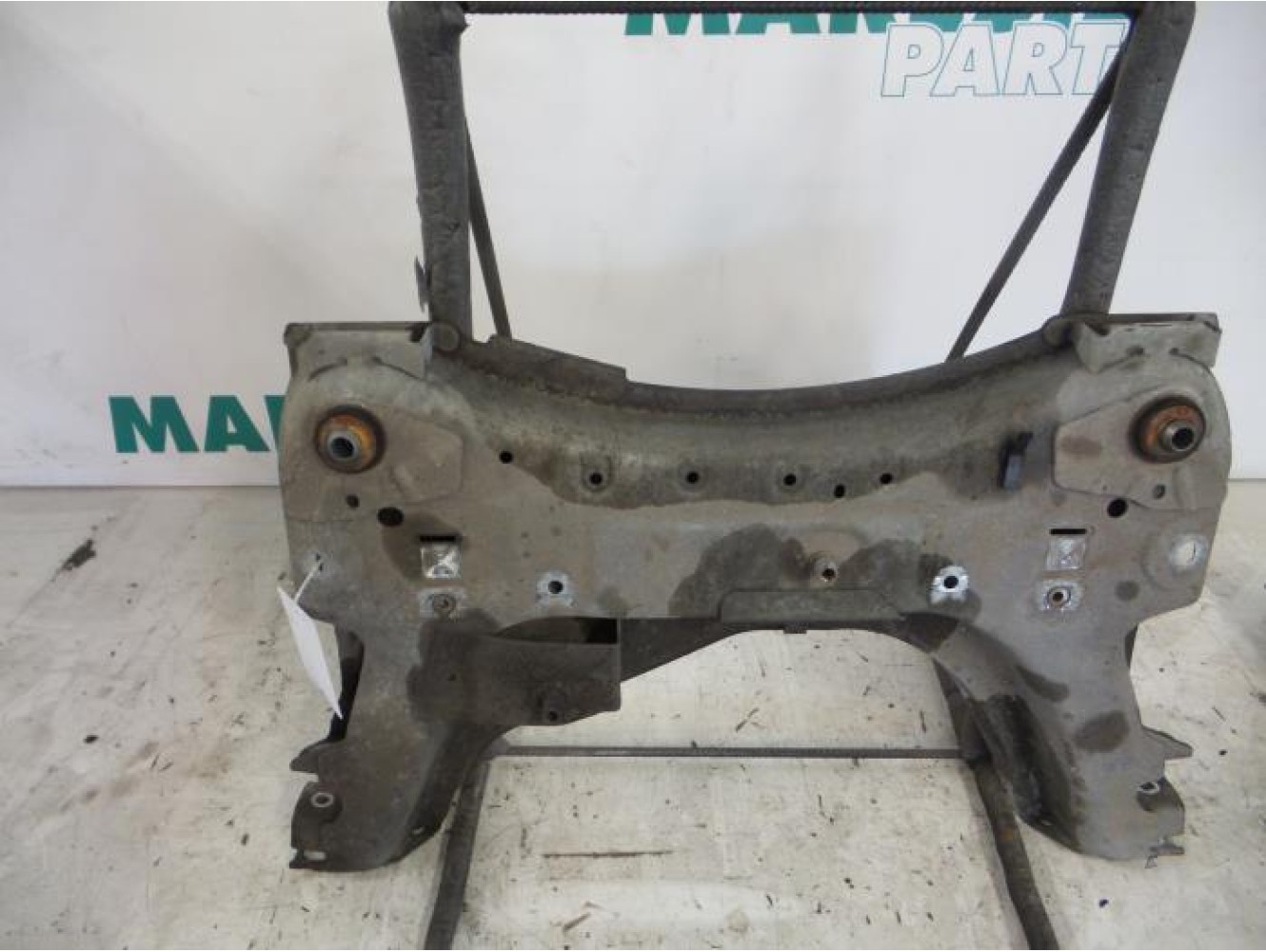 Renault - Megane Scenic - Subframe