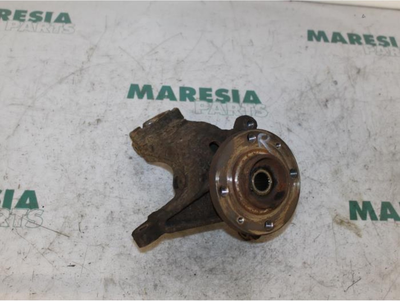 Peugeot - 206 - Knuckle, front right