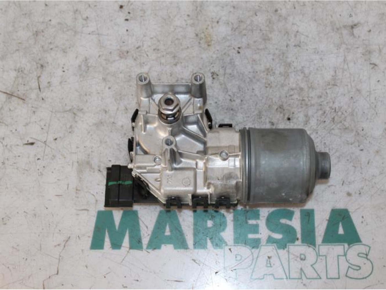 Peugeot - 208 - Front wiper motor