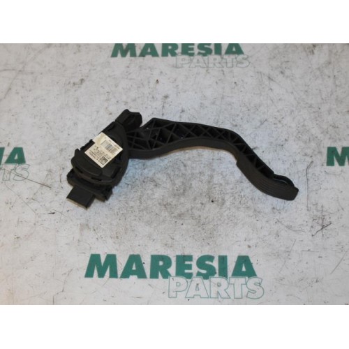 Peugeot - 208 - Gaspedaalpositie Sensor