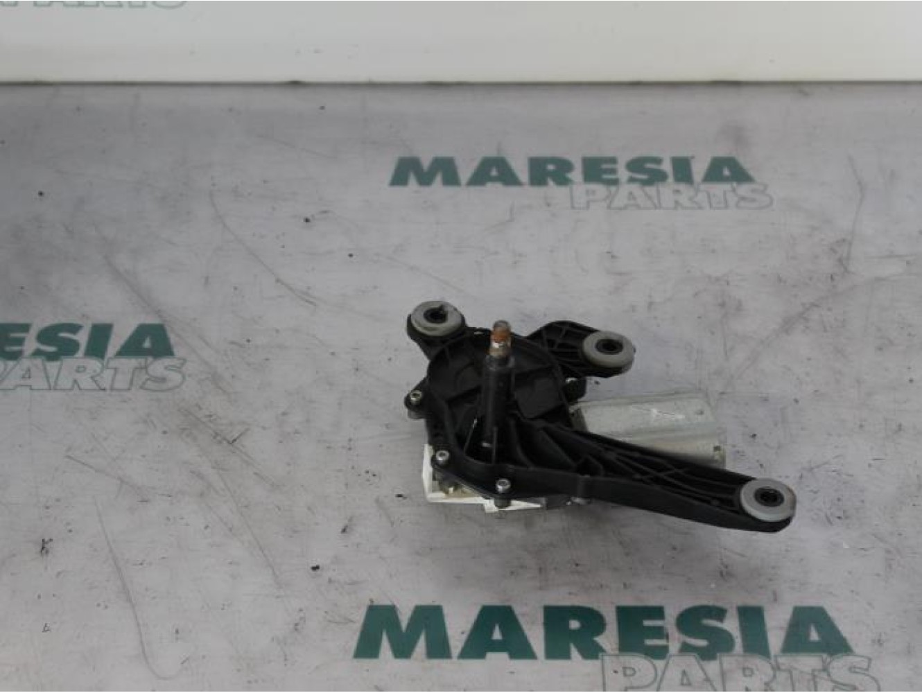 Peugeot - 307 - Rear wiper motor