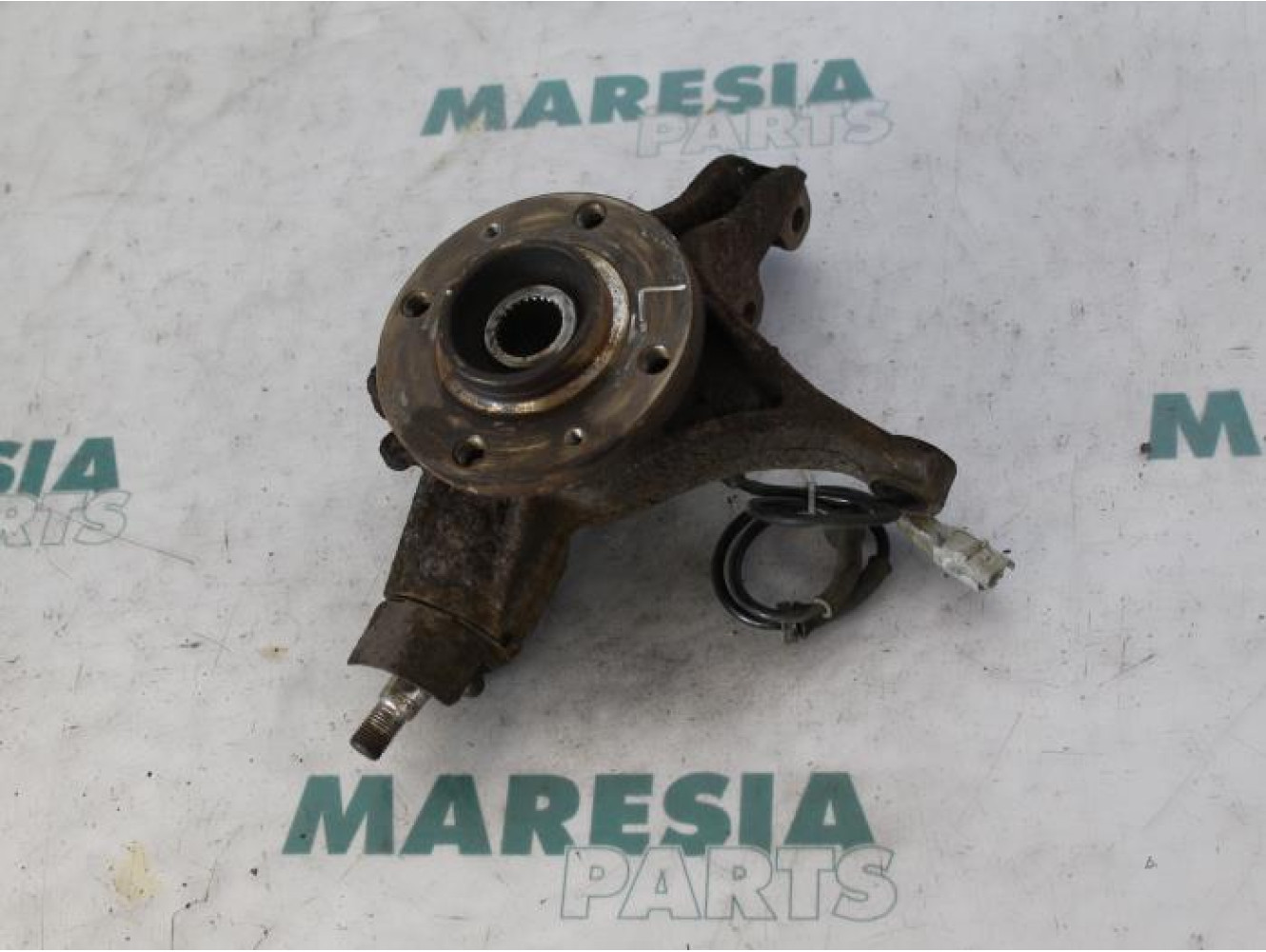 Peugeot - 307 - Knuckle, front left