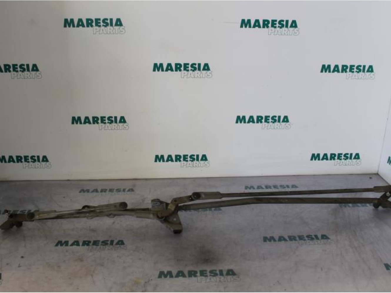 Peugeot - 307 - Wiper mechanism