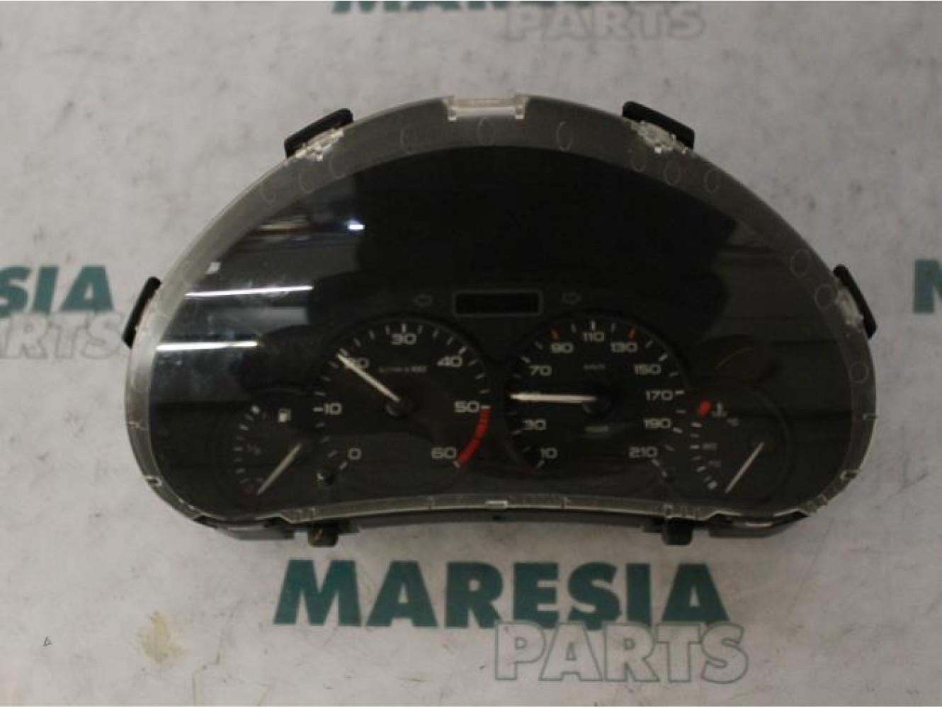 Peugeot - 206 - Instrument panel