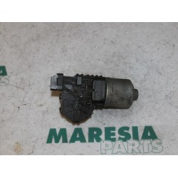 Peugeot - 206 - Front wiper motor