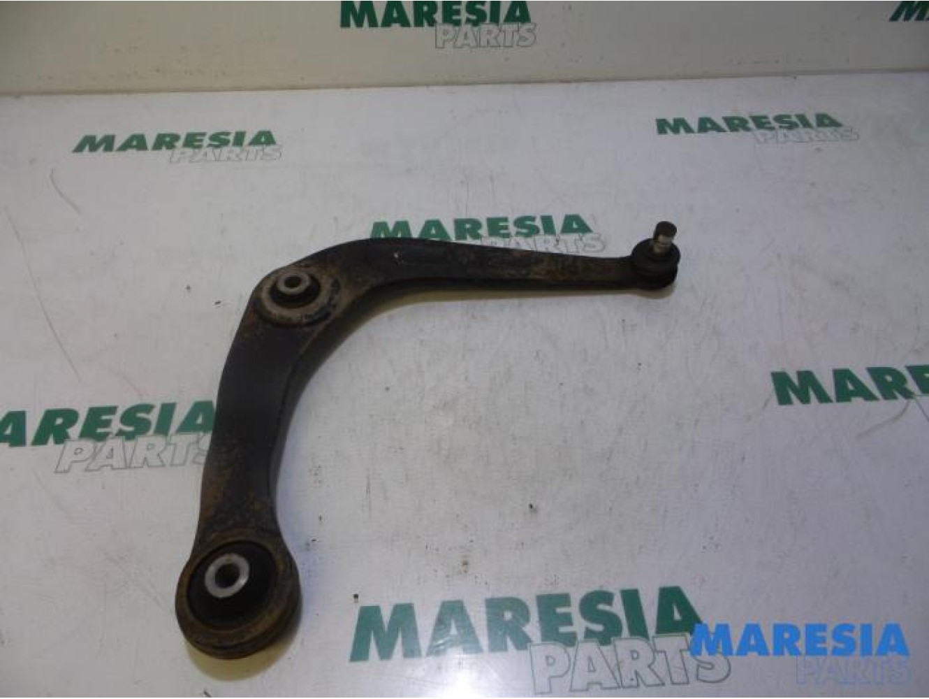 Peugeot - 206 - Front lower wishbone, right