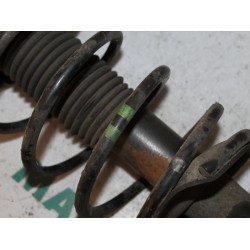 Peugeot - 206 - Stoßdämpferstrebe links vorne