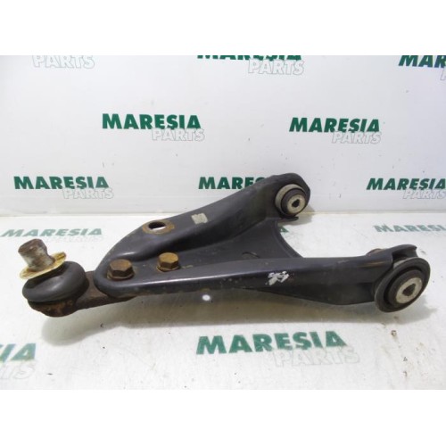 Renault - Twingo - Front lower wishbone, right
