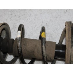 Renault - Twingo - Front shock absorber rod, right