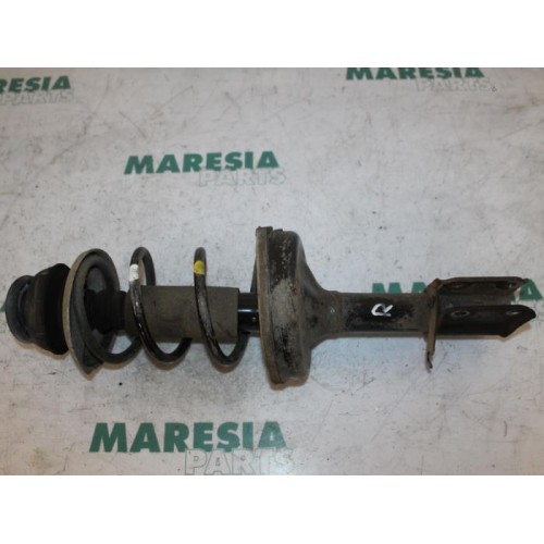 Renault - Twingo - Front shock absorber rod, right