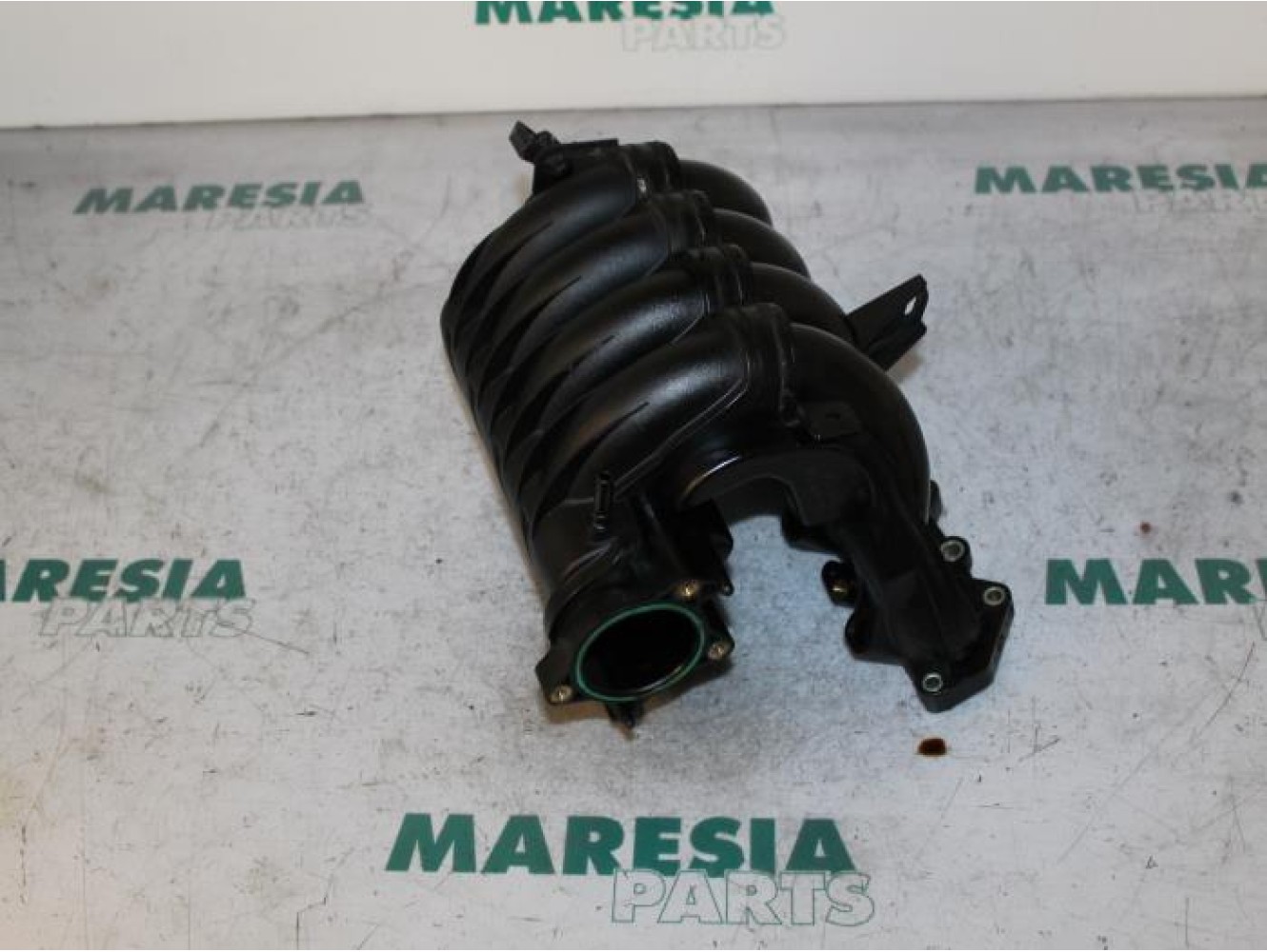 Peugeot - 206 - Intake manifold