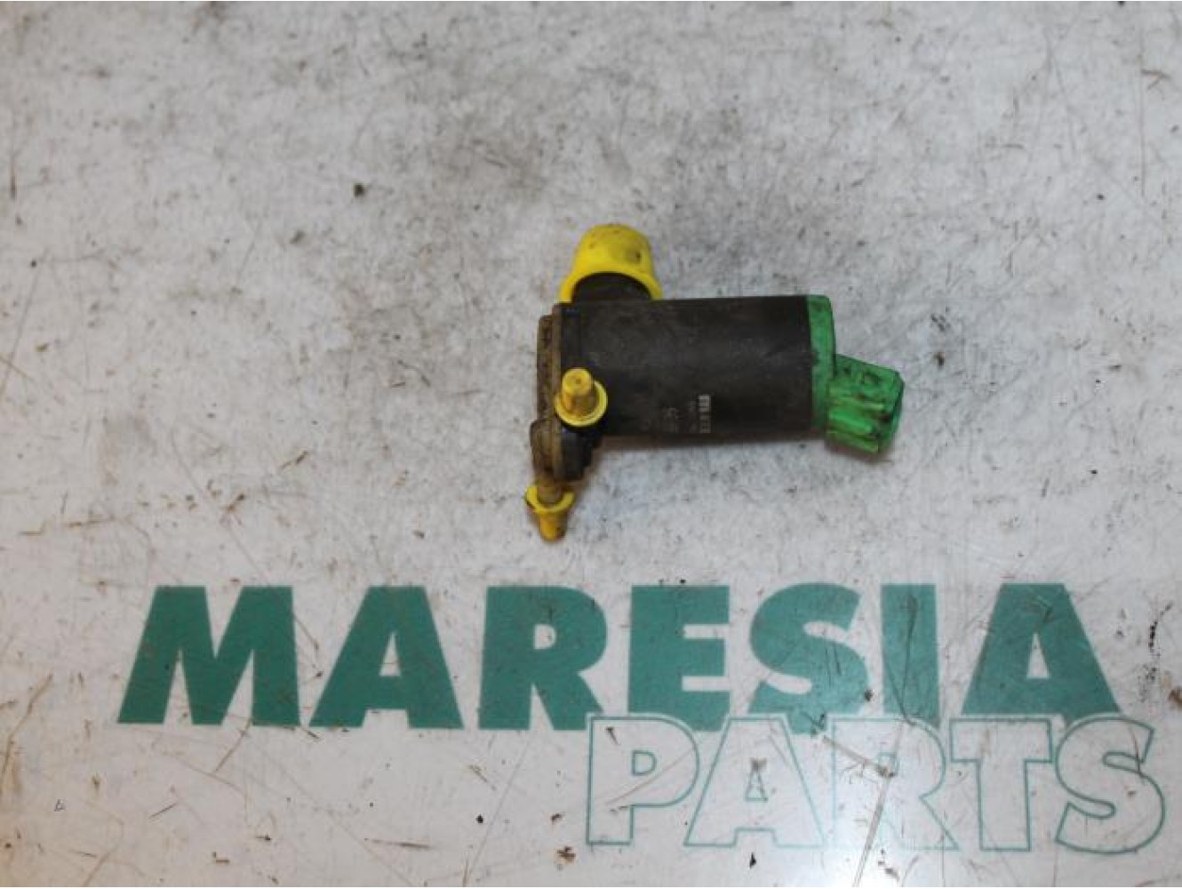 Peugeot - 206 - Scheibensprüherpumpe vorne