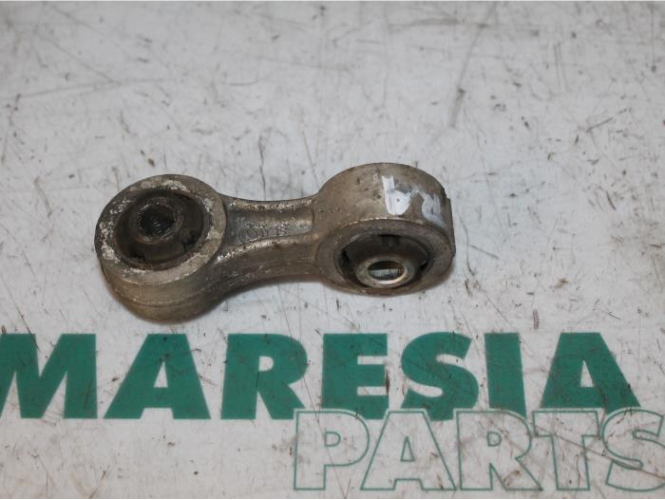 Lancia - Thesis - Lower wishbone, rear right