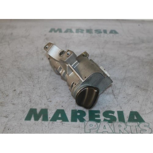 Lancia - Thesis - Ignition lock + key