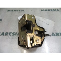 Renault - Clio - Front door lock mechanism 4-door, right